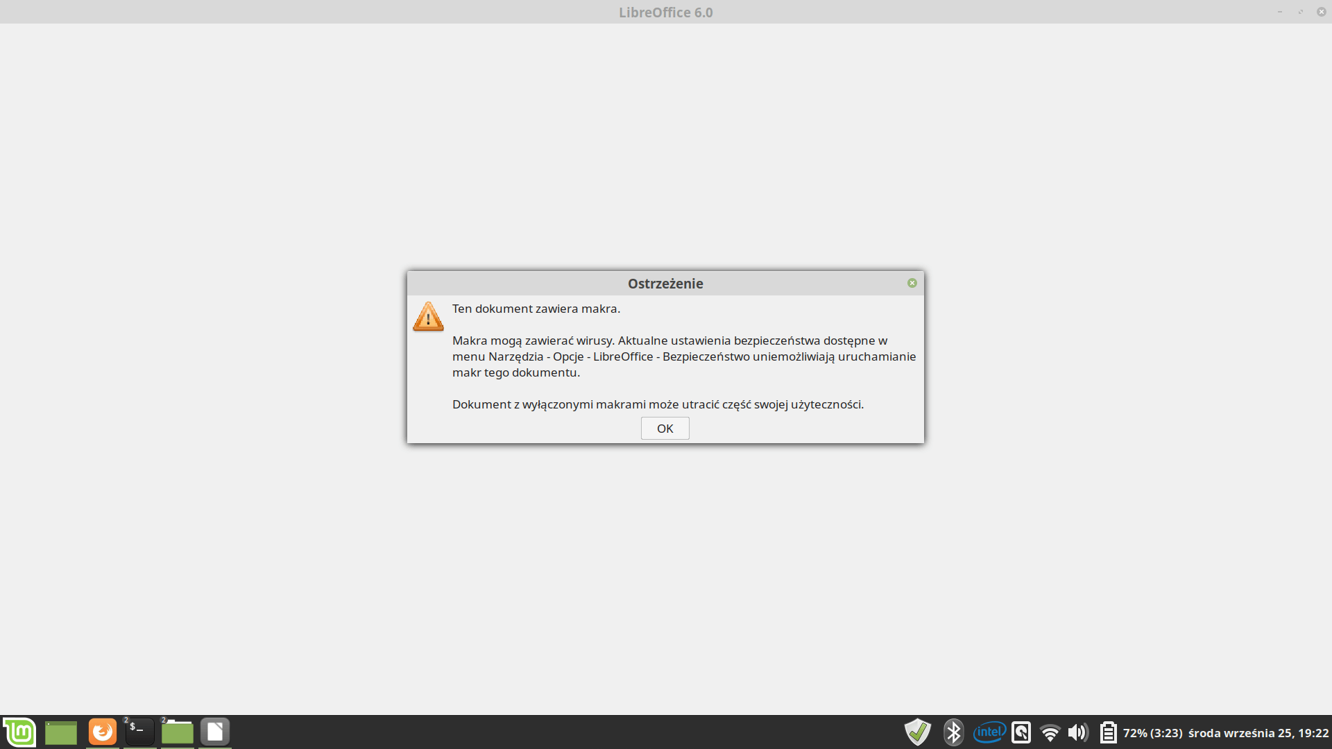 Ostrzeżenie w LibreOffice przed niezaufanym makro.